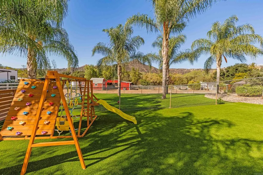 https://cdn.realtyfeed.com/cdn/127/306575958/547a82571183cfd8c63412f501685707.webp