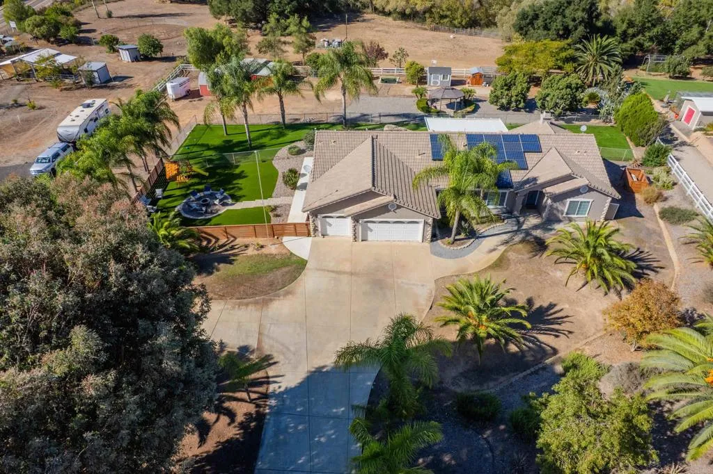 https://cdn.realtyfeed.com/cdn/127/306575958/6a11aa8afd5fb262222133a8d9d46897.webp