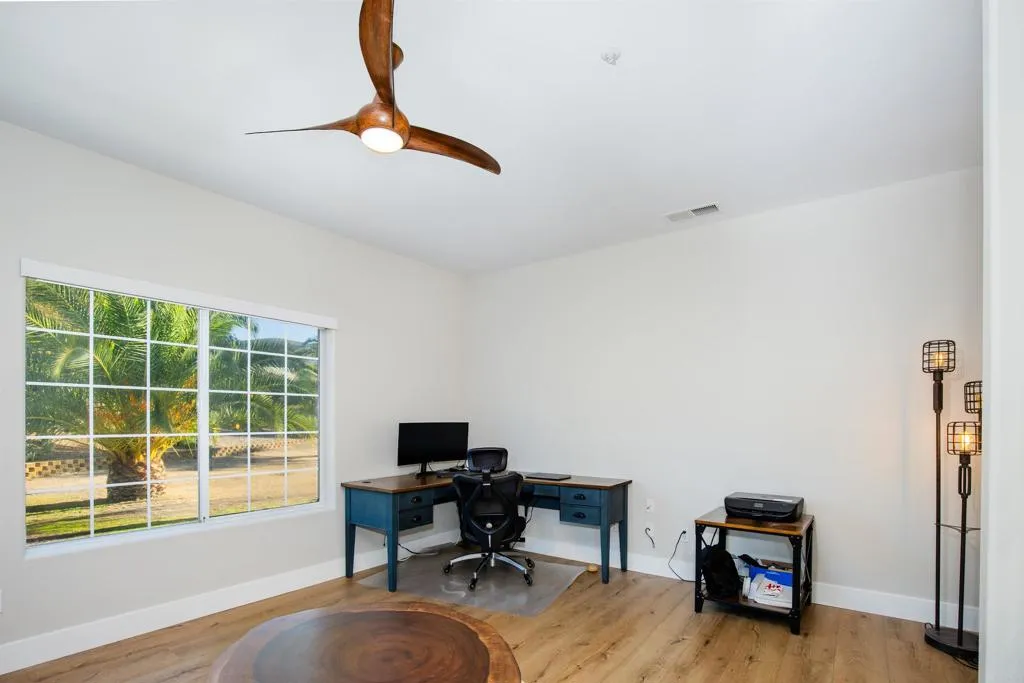https://cdn.realtyfeed.com/cdn/127/306575958/b56c74b3277536afc0b950543076b460.webp
