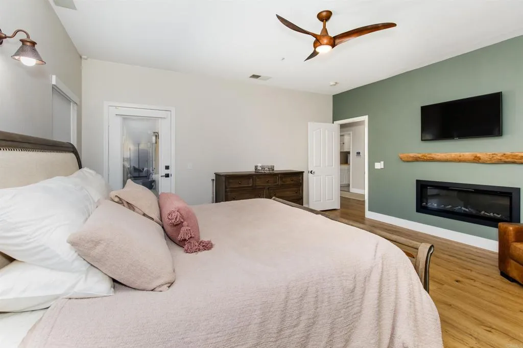 https://cdn.realtyfeed.com/cdn/127/306575958/c3de60be14a1733adb2df50496be4c7f.webp