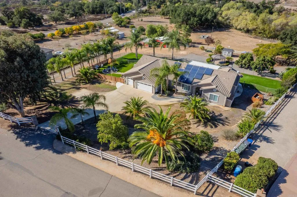 https://cdn.realtyfeed.com/cdn/127/306575958/d6fc0c97f1d6c24865a52e315b166571.webp