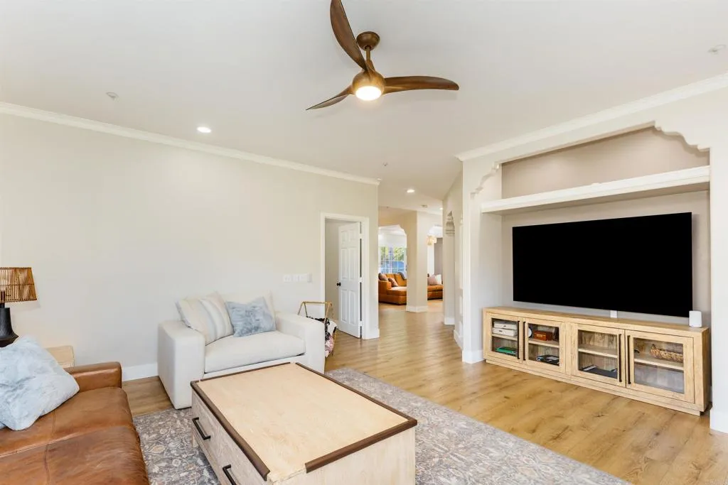 https://cdn.realtyfeed.com/cdn/127/306575958/eff61b72e33e6b2e3e0a84ac8716d674.webp