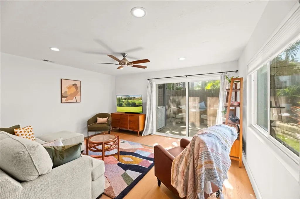 Photo #8: SW25248402 Listing: Photo #8