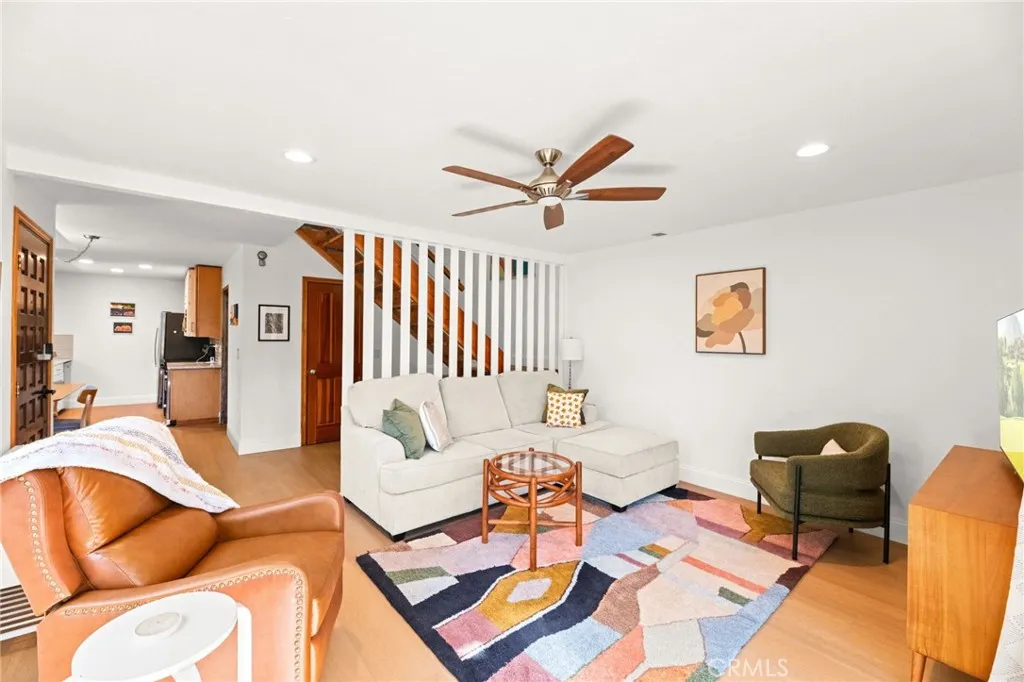 Photo #9: SW25248402 Listing: Photo #9