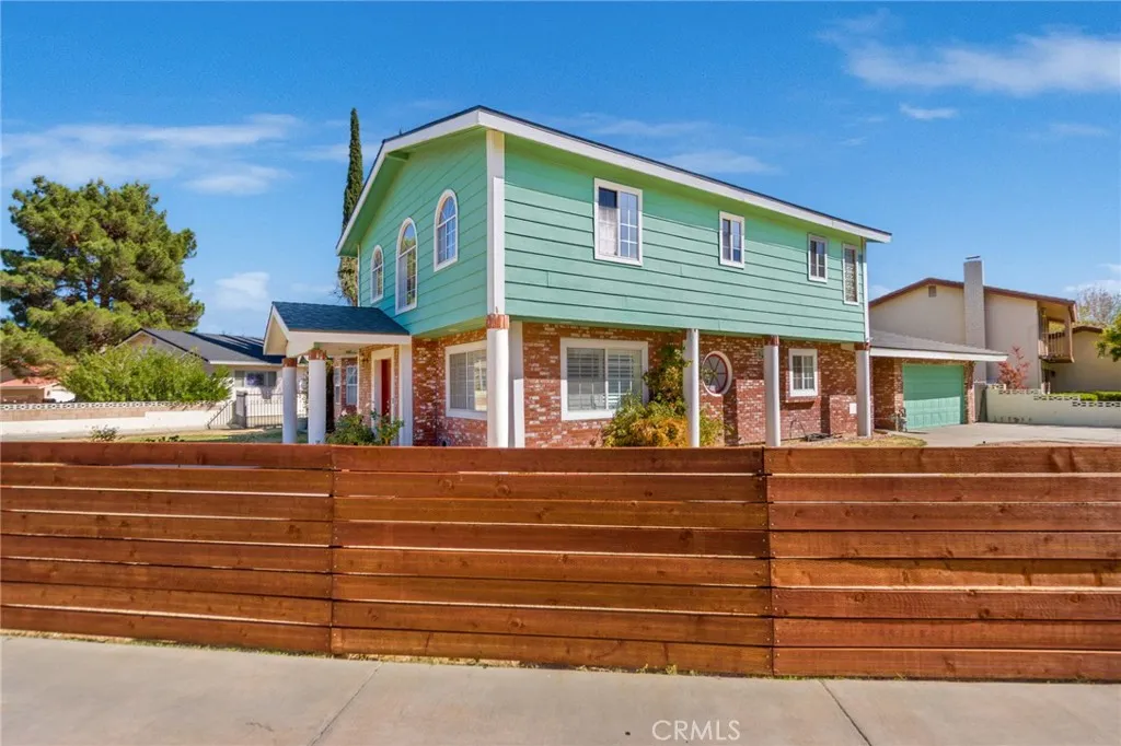 Palmdale, CA 93551