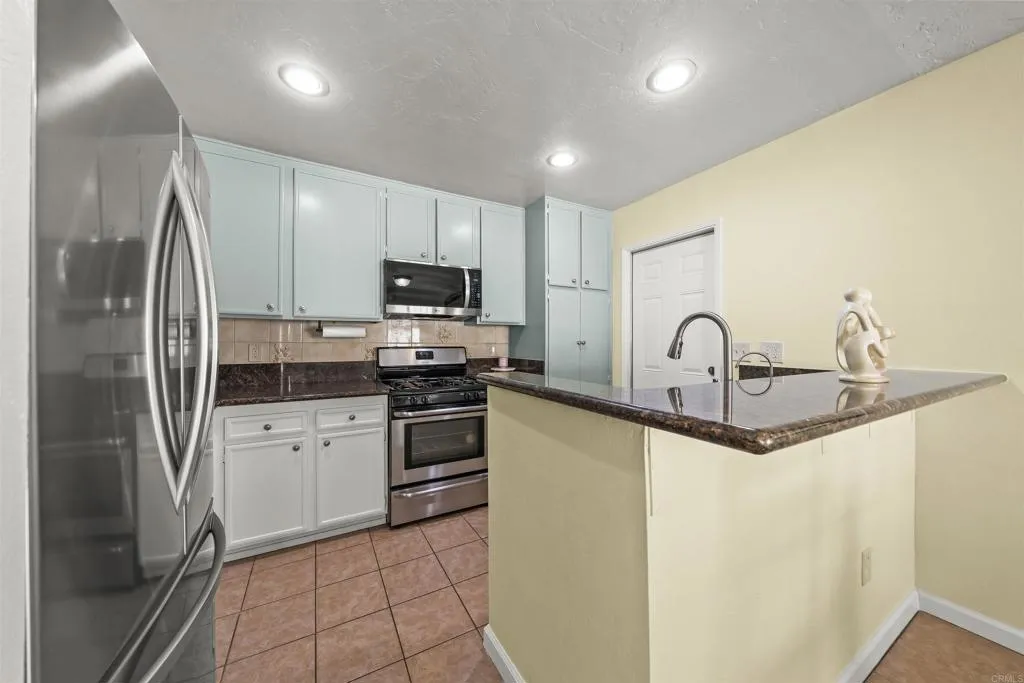 https://cdn.realtyfeed.com/cdn/127/306576028/2287b143a15746c49168bfcd84253ad0.webp