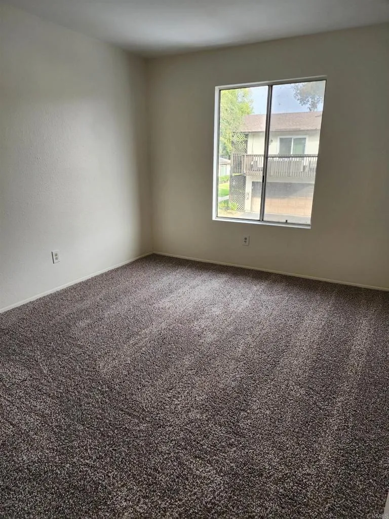 https://cdn.realtyfeed.com/cdn/127/306576111/149071a11f989b081f0aa9a18589a774.webp