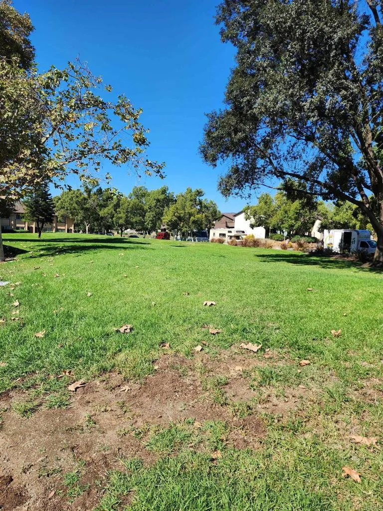 https://cdn.realtyfeed.com/cdn/127/306576111/d84a647216729f6fb485a98f582e2669.webp