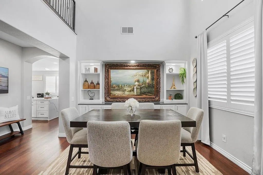 https://cdn.realtyfeed.com/cdn/127/306576222/61e9476e8d42c24777343d38e8a960e9.webp