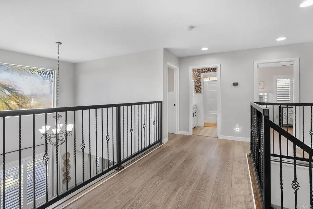 https://cdn.realtyfeed.com/cdn/127/306576222/6f47170f25414d0962644c6c07998cf8.webp