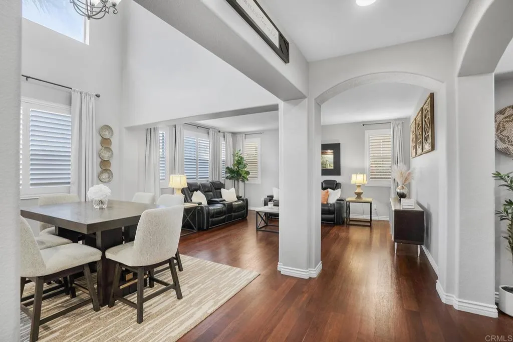 https://cdn.realtyfeed.com/cdn/127/306576222/b42a18e3ae51245f1a57947496cb0c17.webp