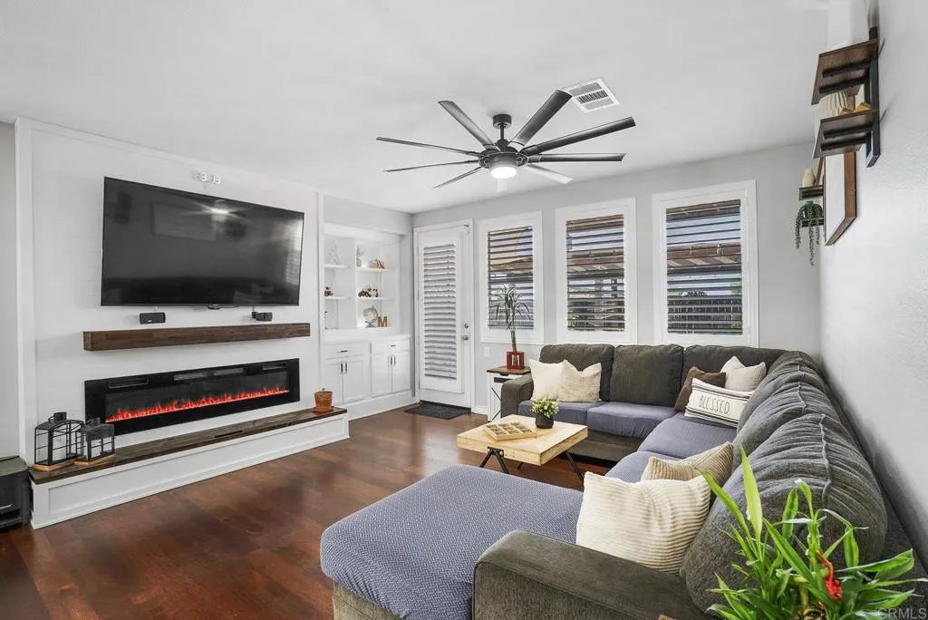 https://cdn.realtyfeed.com/cdn/127/306576222/f18a6518b67877568c71441bfec0af7d.webp