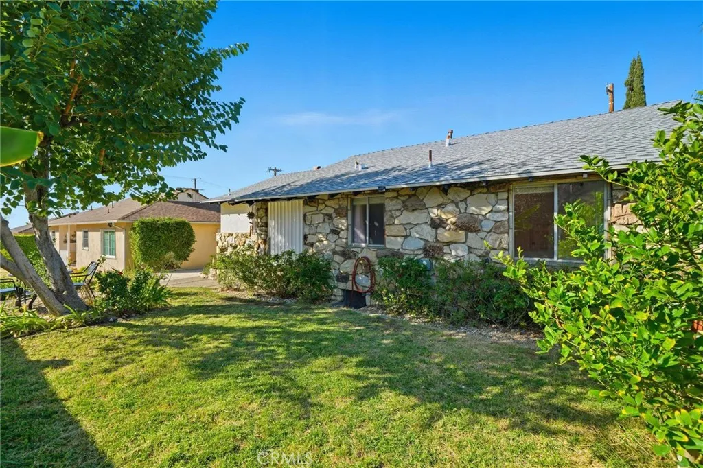 8545 Forsythe Street, Sunland, CA 91040 - Photo 2 of 30, Sunland, CA