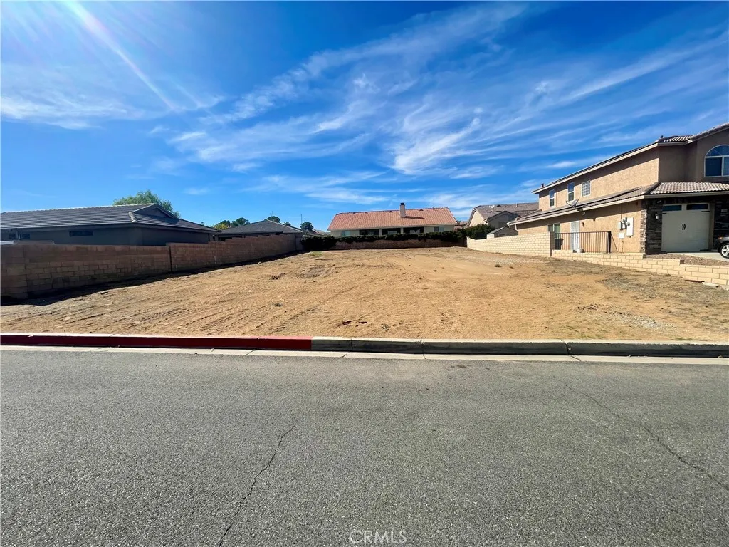 Victorville, CA 92395