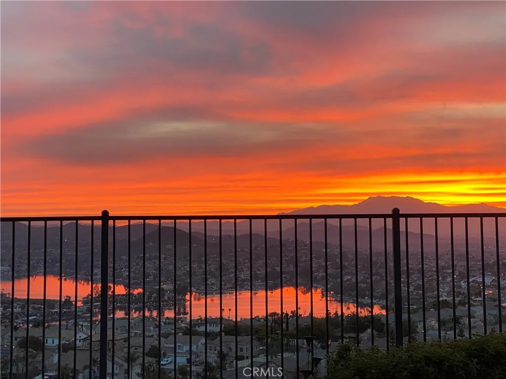 Lake Elsinore, CA 92532