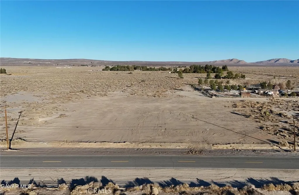 Lancaster, CA 93535