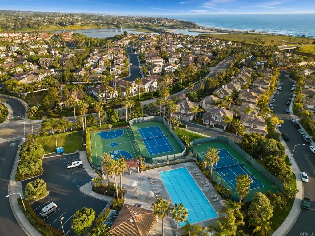 https://cdn.realtyfeed.com/cdn/127/306576737/3c88766c56e9d4d88d144dd3d3044892.webp