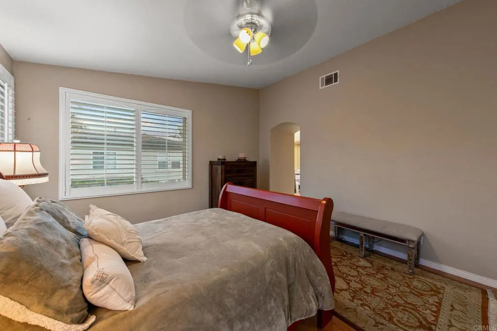 https://cdn.realtyfeed.com/cdn/127/306576737/9a4ce5a7e681d973af02b46a95c79b8f.webp