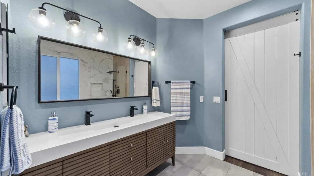 https://cdn.realtyfeed.com/cdn/127/306576742/3387447578f5f1985a07d3b9bca33502.webp