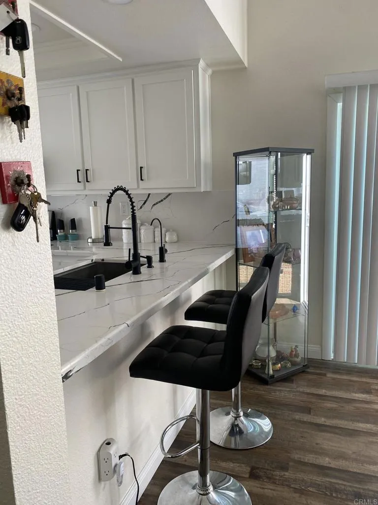 https://cdn.realtyfeed.com/cdn/127/306576756/16694956fff2f8e924e4c9db213c1154.webp