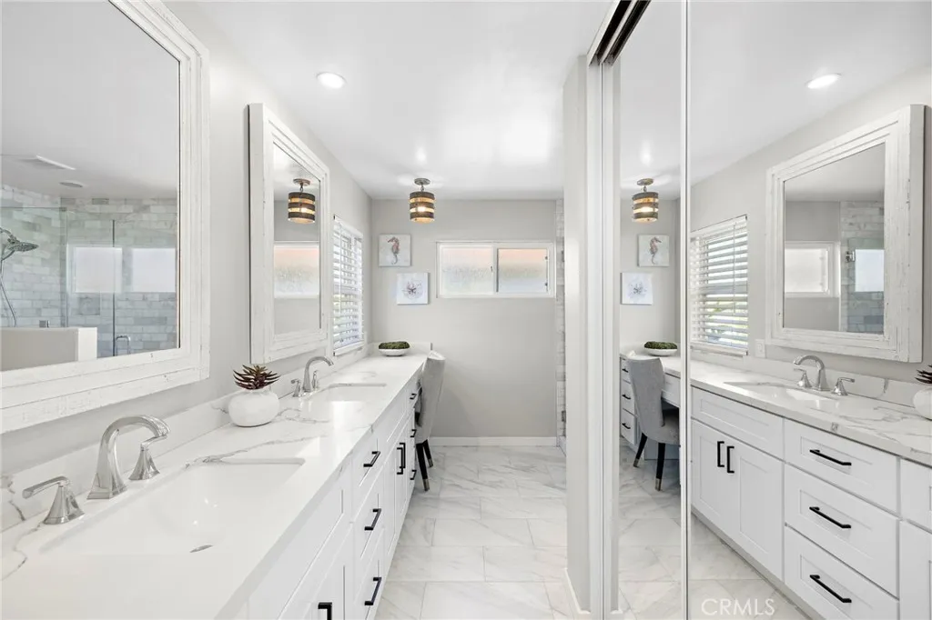 https://cdn.realtyfeed.com/cdn/127/306576796/81cc8f3ecc40014a7381218f2c80b1a1.webp