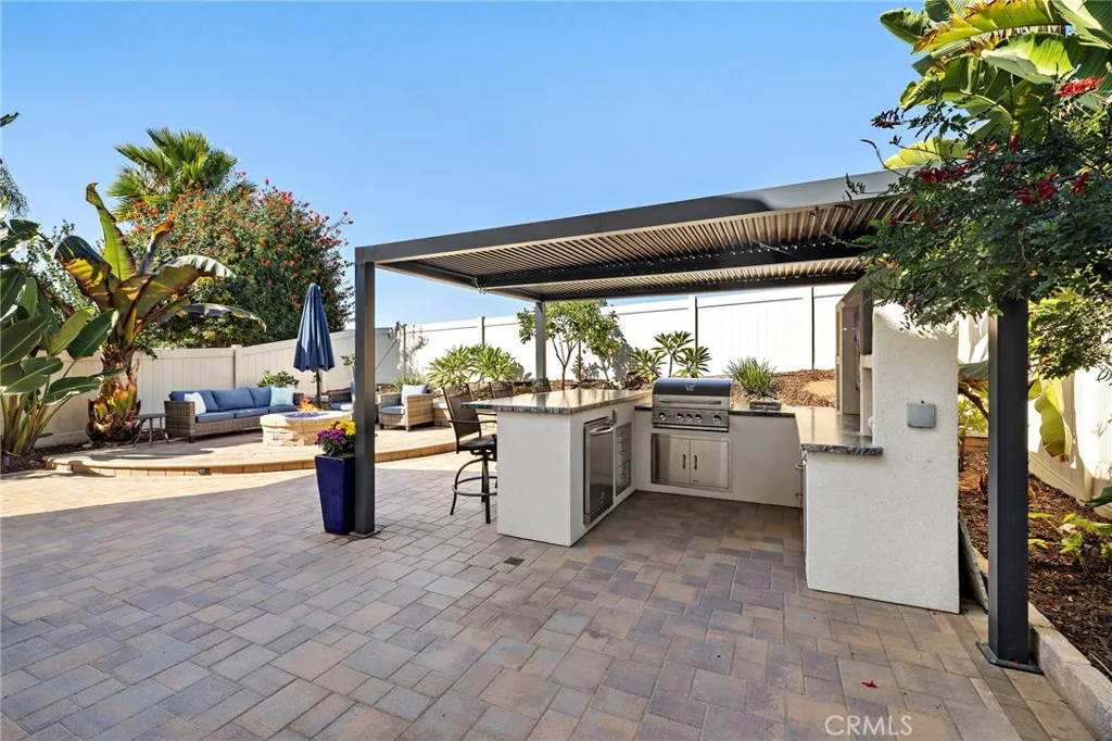 https://cdn.realtyfeed.com/cdn/127/306576796/a5d2bd051b24471de5586601d99fb31d.webp