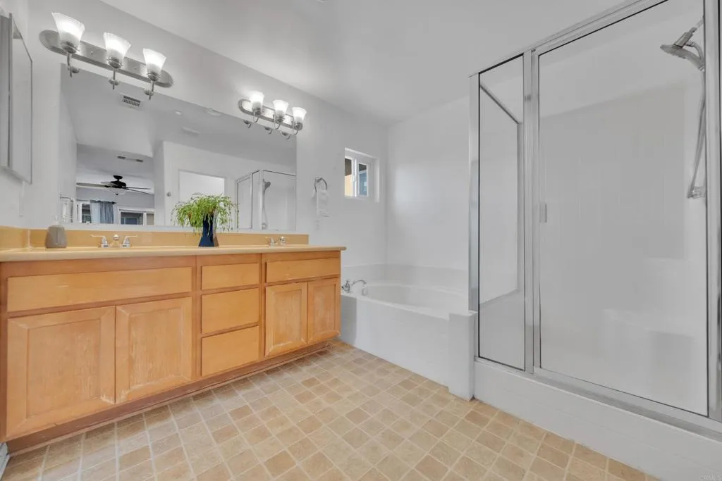 Photo #42: PTP2508157 Listing: Photo #42