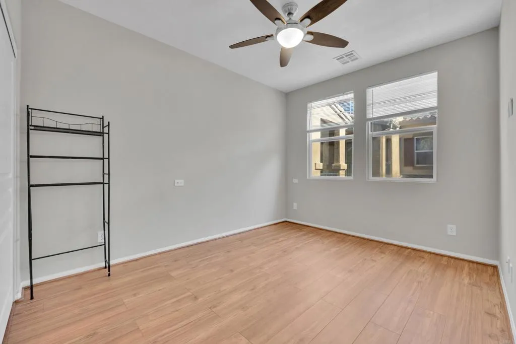 Photo #33: PTP2508157 Listing: Photo #33