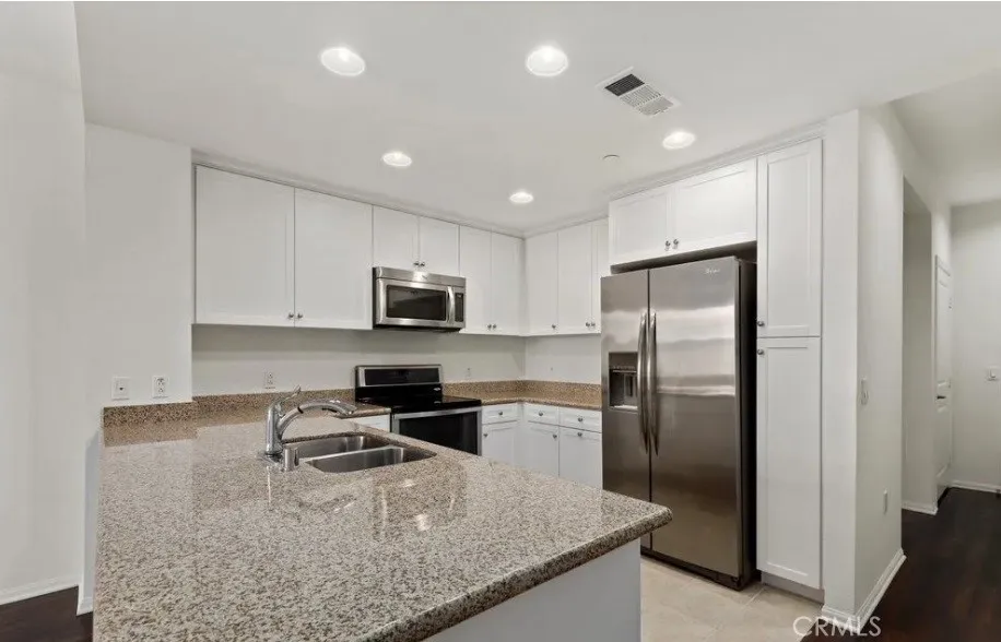 408 Main, Alhambra, CA, 91801