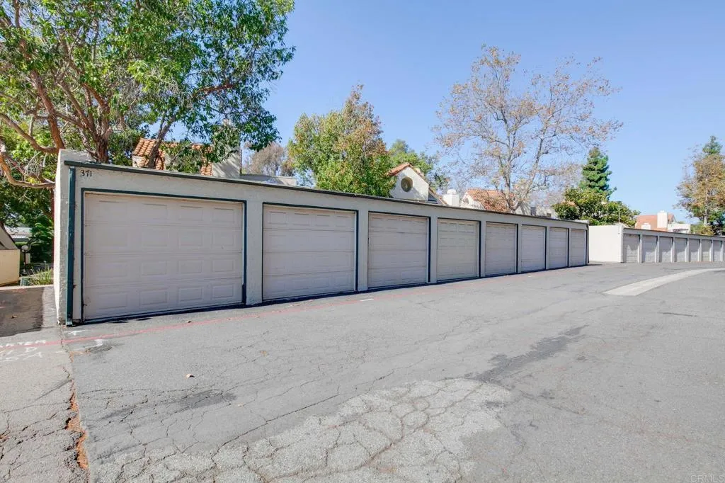 https://cdn.realtyfeed.com/cdn/127/306576978/903b41de6a8bb95a6b7e94c4ce16c661.webp