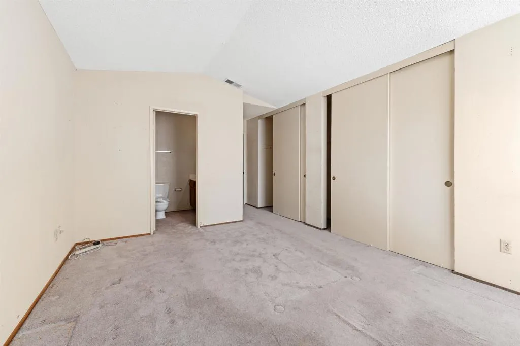https://cdn.realtyfeed.com/cdn/127/306576980/e6509839696fc21dd014bab443c13c1d.webp