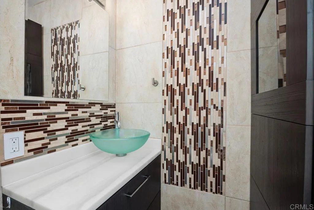 Photo #24: NDP2510358 Listing: Photo #24