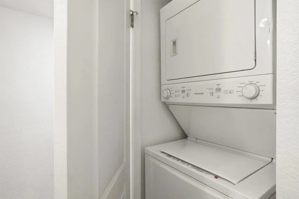 Photo #16: NDP2510359 Listing: Photo #16