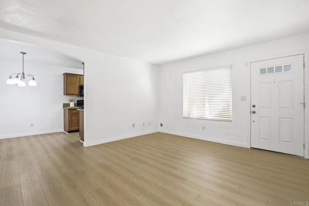 Photo #6: NDP2510359 Listing: Photo #6