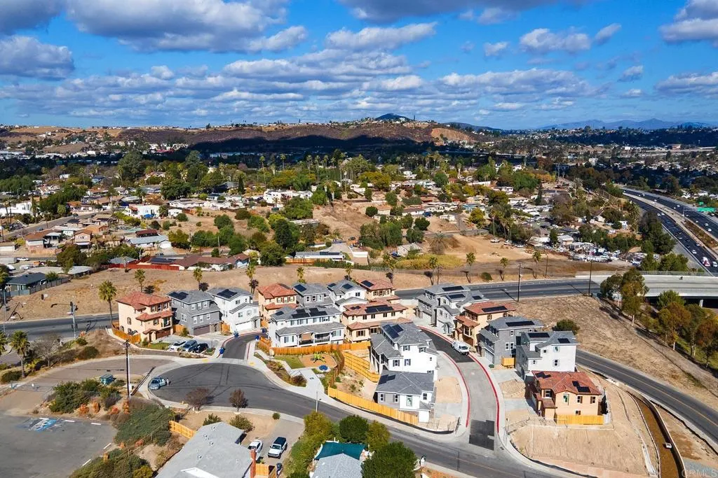 https://cdn.realtyfeed.com/cdn/127/306577152/06ebb6204e6eaa5185f2e0eb0966ef00.webp
