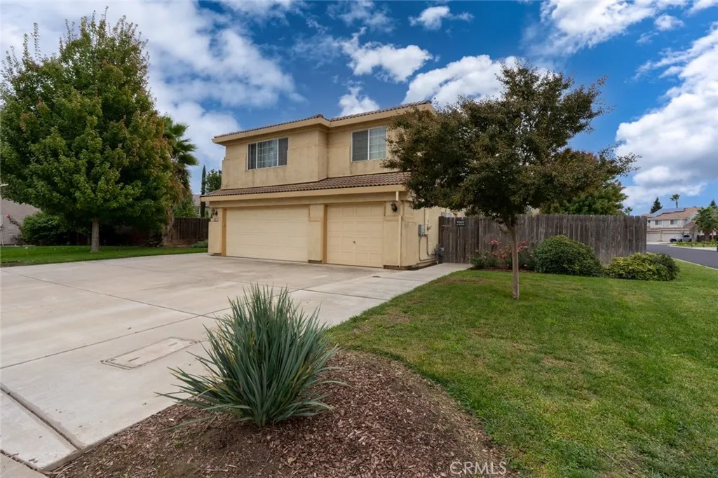 11007 Malibu, Chowchilla, CA 93610 - Photo 5 of 52, Chowchilla, CA
