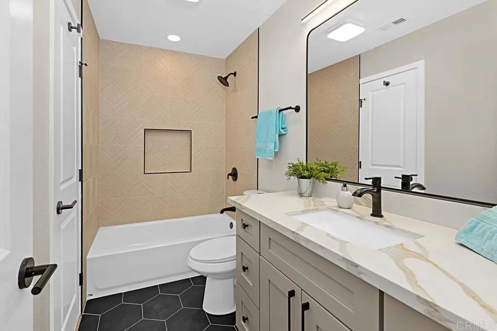 Photo #16: PTP2508167 Listing: Photo #16