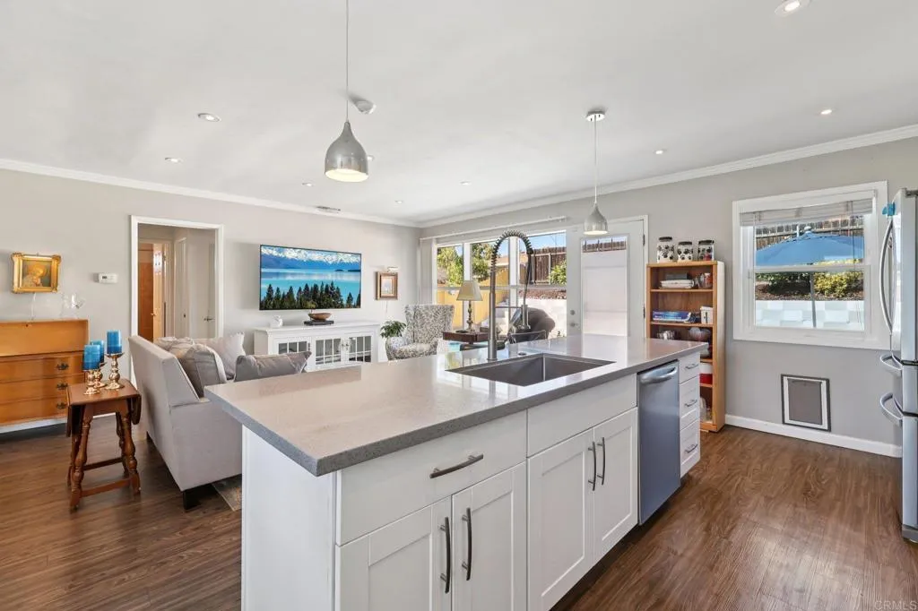 https://cdn.realtyfeed.com/cdn/127/306577224/c68c7830c6c23e2160dd0a0215302b63.webp