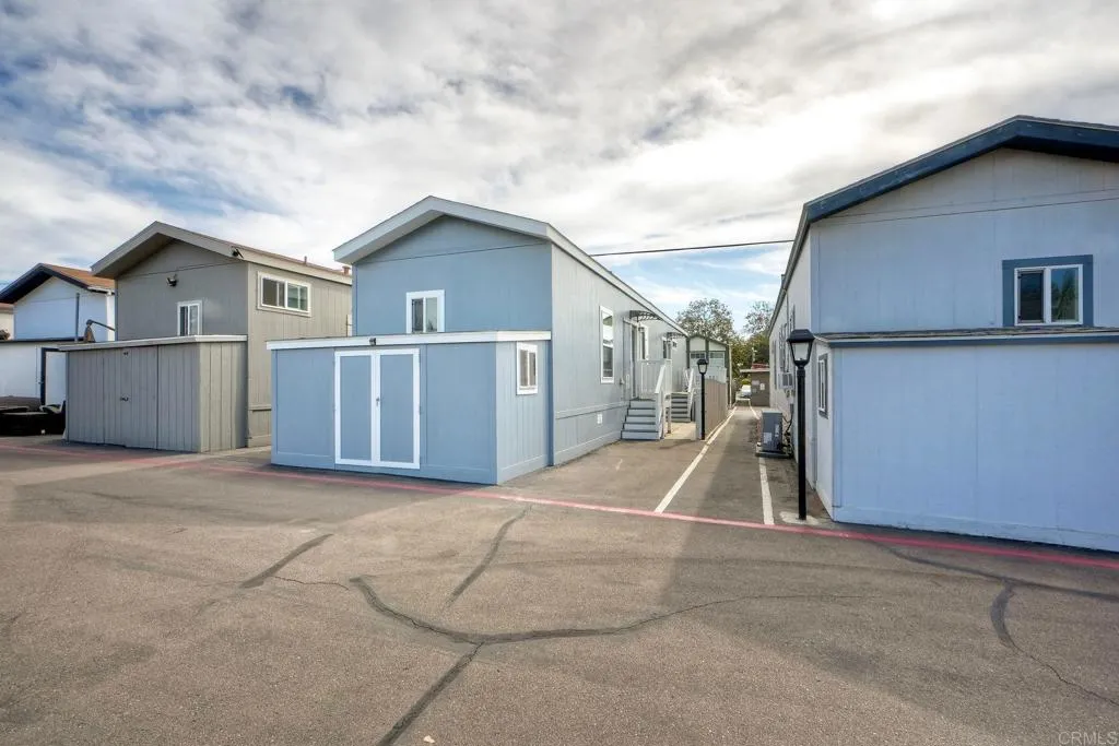 https://cdn.realtyfeed.com/cdn/127/306577278/f4fe90a65c254b7e60facde715e52455.webp