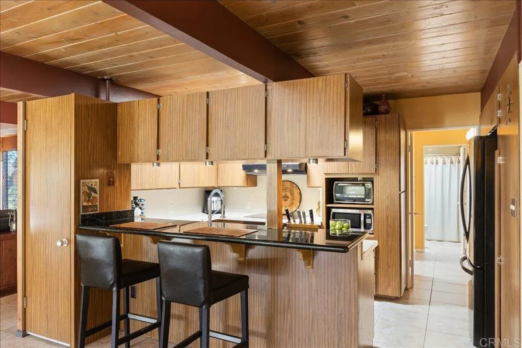 https://cdn.realtyfeed.com/cdn/127/306577303/84d6c5578ba9c5a5a3d846146076db73.webp