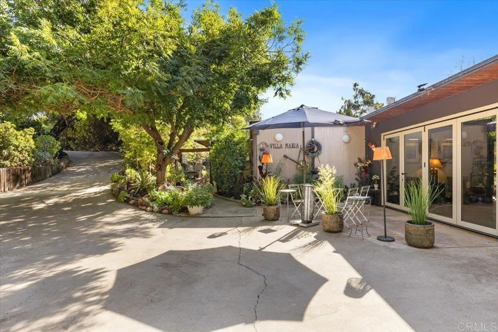 https://cdn.realtyfeed.com/cdn/127/306577303/9cd1b37d016c5d8377e74a938aeaae3c.webp