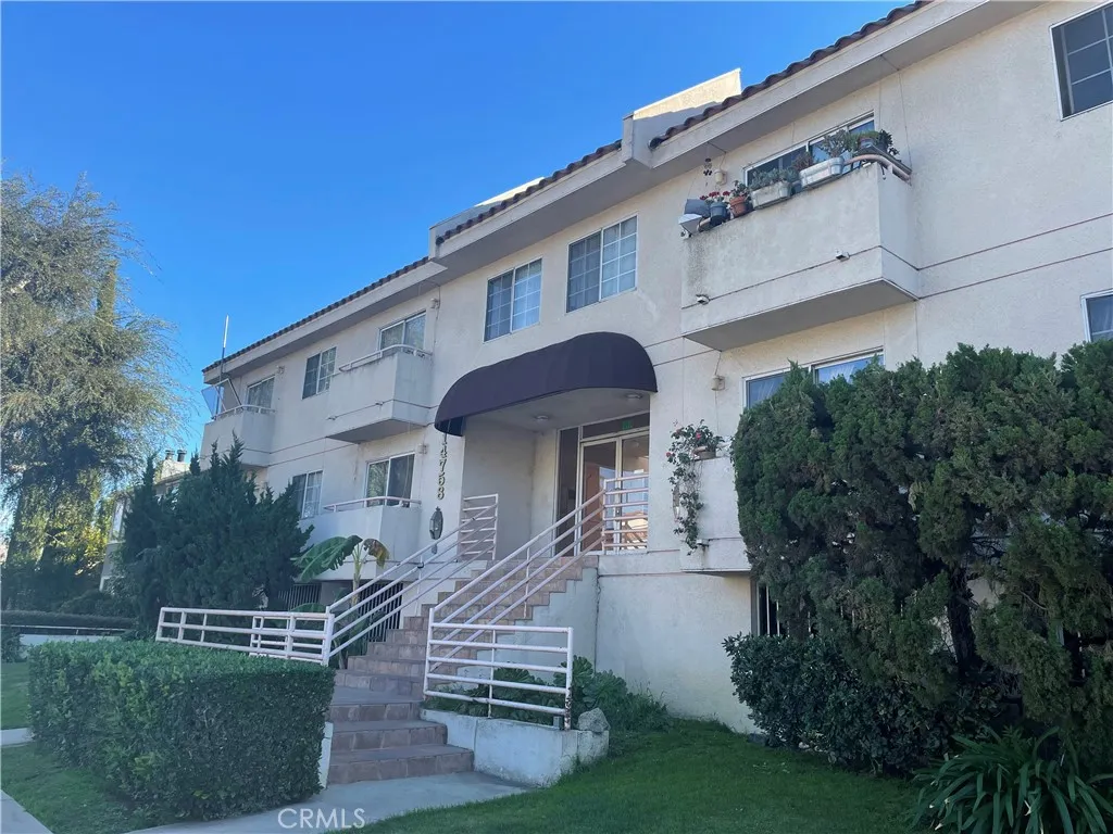 Sherman Oaks, CA 91403