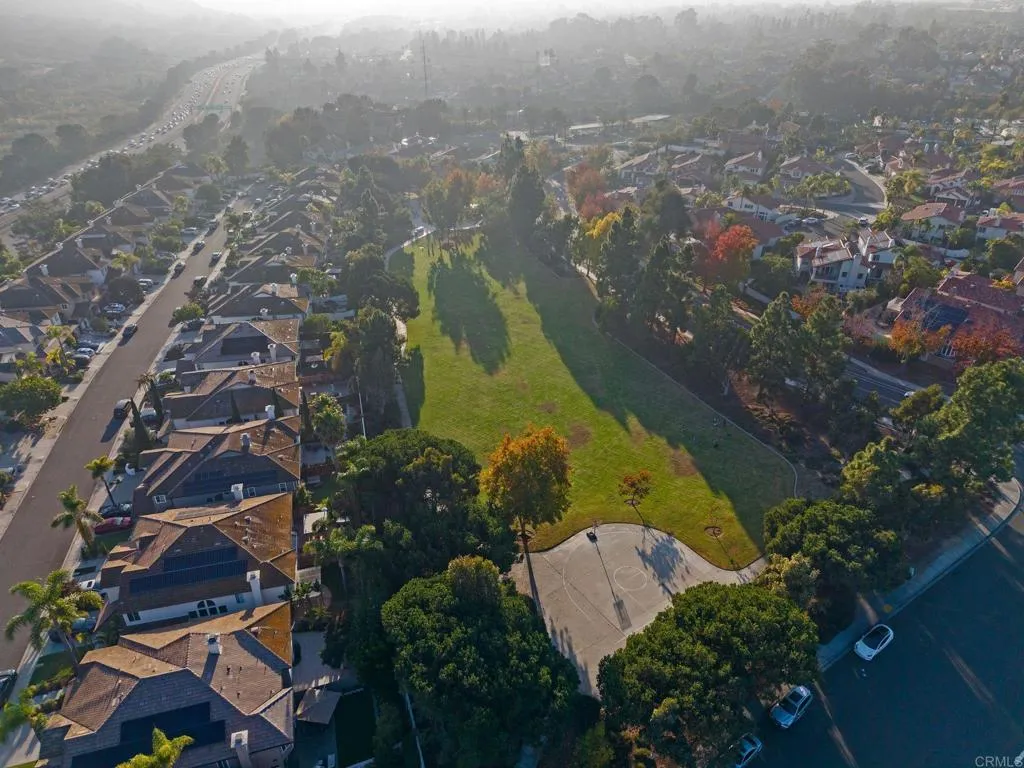 https://cdn.realtyfeed.com/cdn/127/306577402/6d63321c0103b2c5fac84ec1ce6b8029.webp