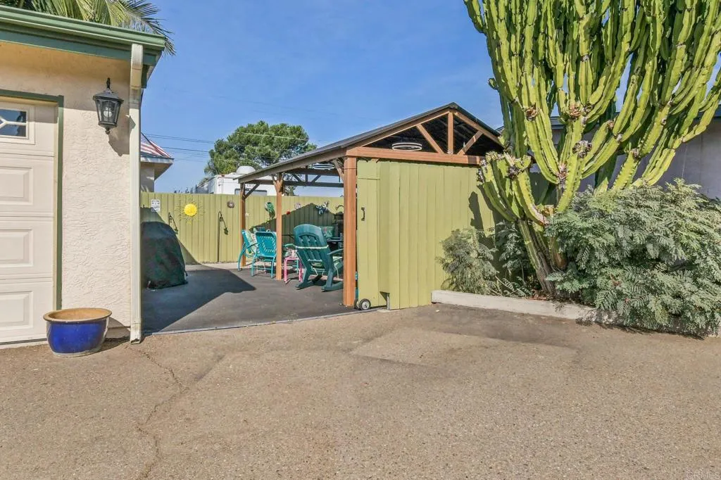 https://cdn.realtyfeed.com/cdn/127/306577409/2a7288d60b5b7f697322964af3adf575.webp