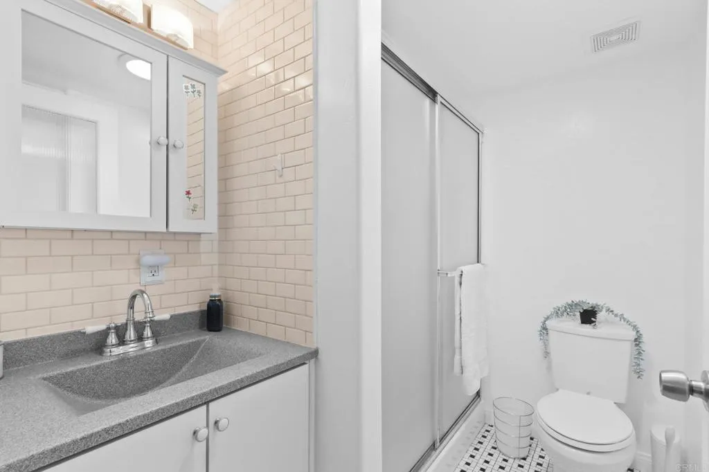https://cdn.realtyfeed.com/cdn/127/306577409/607317ce1563eb16a3d14324fb72eaaf.webp