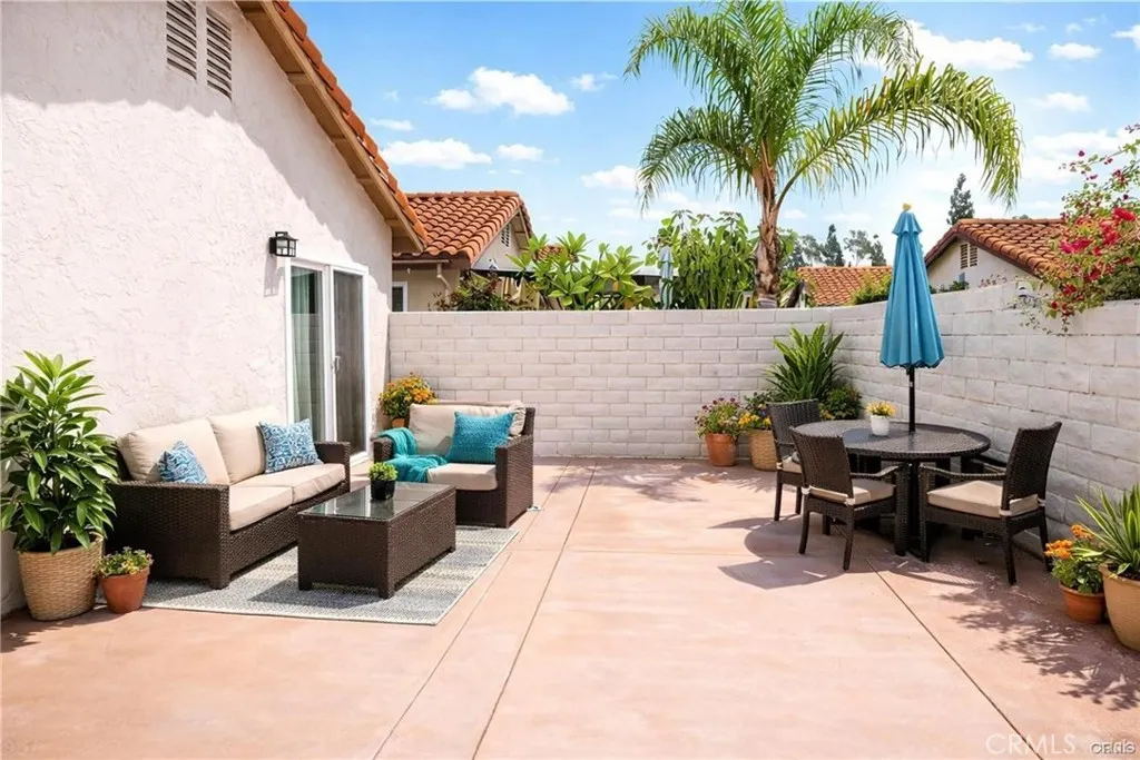 https://cdn.realtyfeed.com/cdn/127/306577419/9427ed5285292bb37078176f6b1cca49.webp