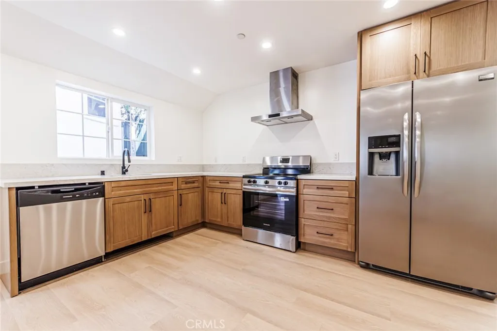 4224 W Adams Boulevard Unit 1, Los Angeles, CA 90018 - Photo 3 of 11, Los Angeles, CA