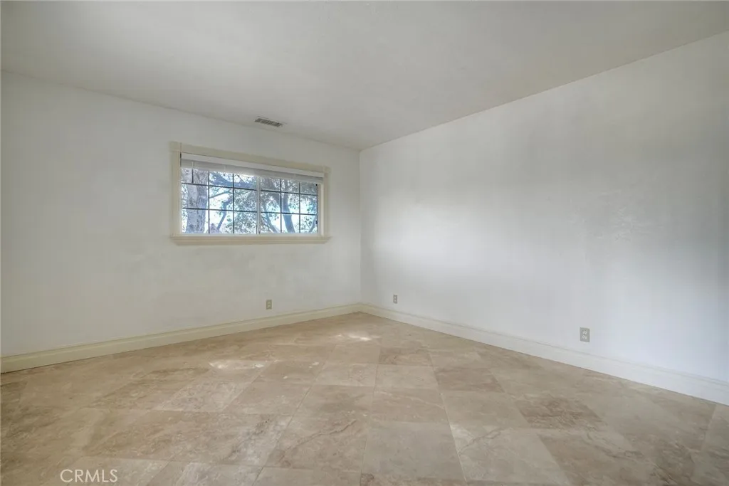 https://cdn.realtyfeed.com/cdn/127/306577465/0d8e940c899cdf19108ceba65102a330.webp