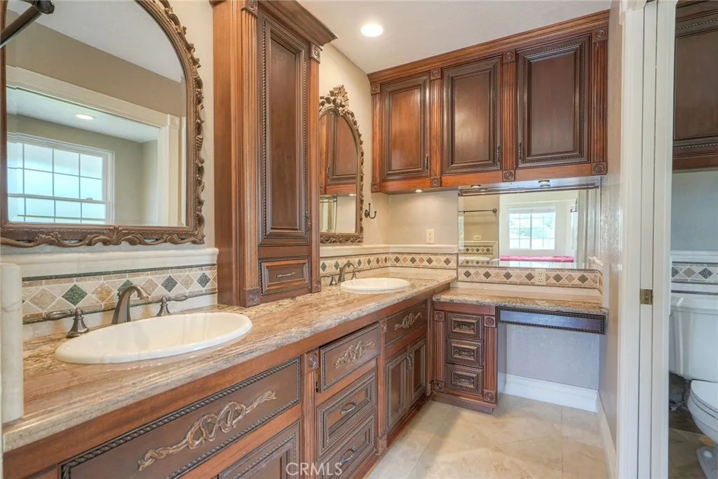 https://cdn.realtyfeed.com/cdn/127/306577465/8280b91c62f24261a1b778a2459fee96.webp