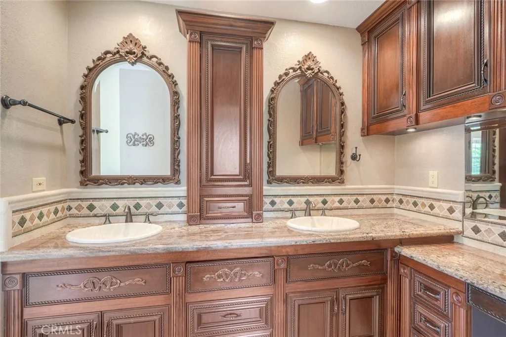 https://cdn.realtyfeed.com/cdn/127/306577465/e41402432bcf1dddfcc186707a3c873c.webp